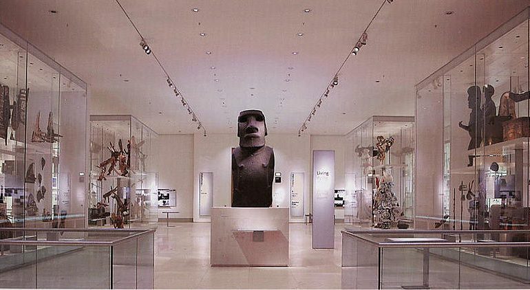 Moai at the British Museum,