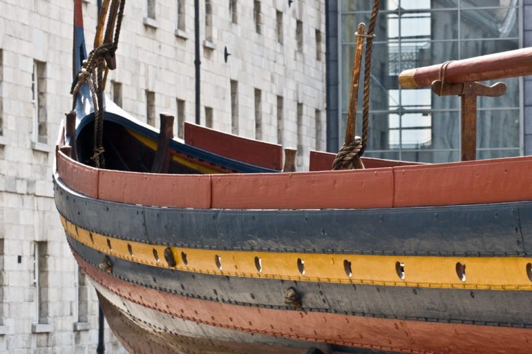 Het Viking-oorlogsschip "Sea Stallion". Reconstructie van een boot gebouwd in de buurt van Dublin rond 1042.
