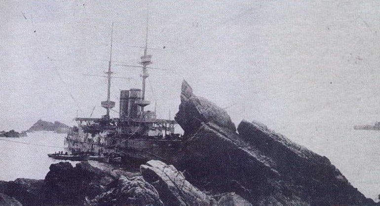 HMS Montagu Aground Lundy Island