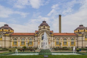 Het Regionaal Museum voor Geschiedenis in Sofia was vroeger een bad waarvan de functie aanleiding gaf tot controverse.