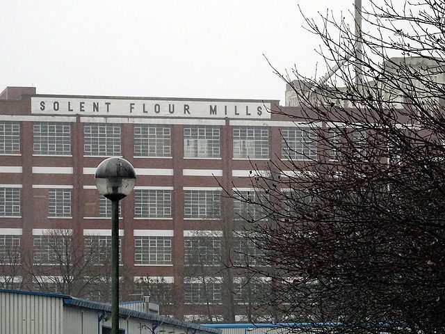 Solent Mills is an art deco building built in 1834.