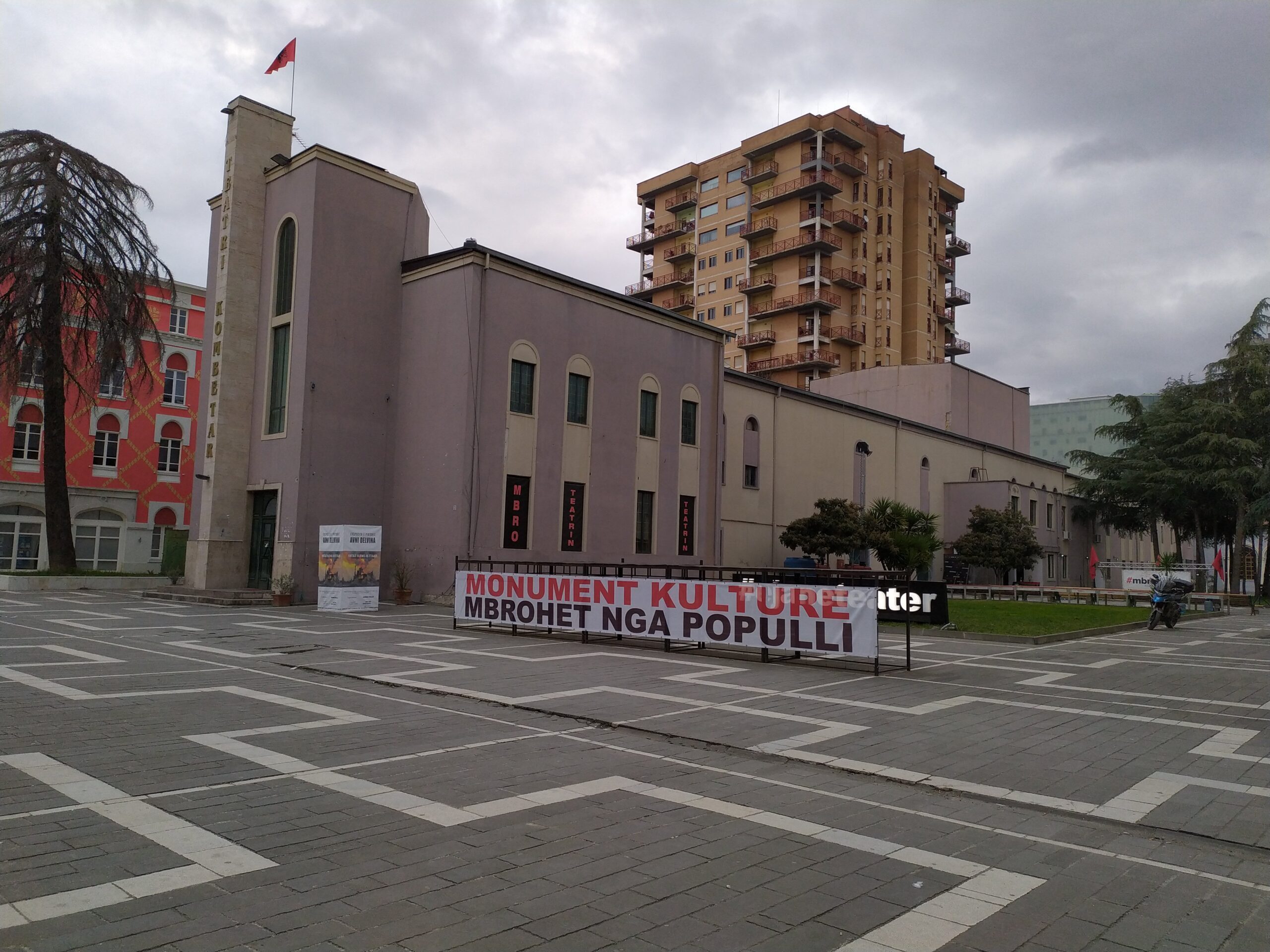 Het Nationaal Theater van Albanië in Tirana in januari 2020