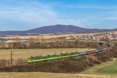 Binario ferroviario vicino a Nižná Myšľa.