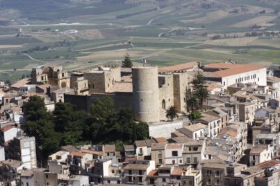 Château de Salemi. Image: Giacomocostaphoto Wikimedia CC BY SA 3.0