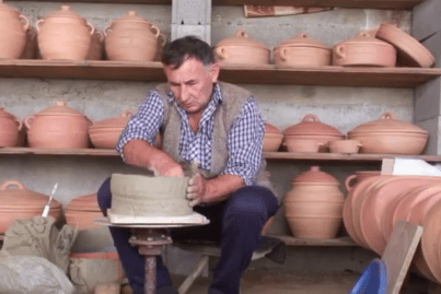 Zlakusa pottery making