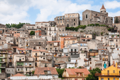Castiglione di Sicilia, Italien. Bild: vvoevale über Canva