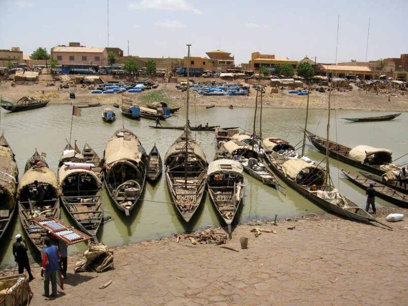 Boats in Mali. Image via Pixabay