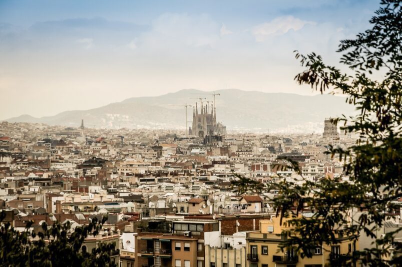 La Sagrada Familia. Image : Jarmoluk via Pixabay