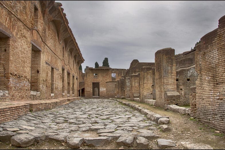 Parque arqueológico de Ostia Antica. Imagen: Bert Kaufmann vía Flickr, bajo CC BY-NC 2.0