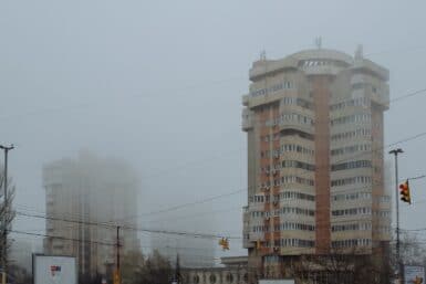 Edificios residenciales en Constanta, una ciudad en el Mar Negro. Imagen: Miruna Gaman